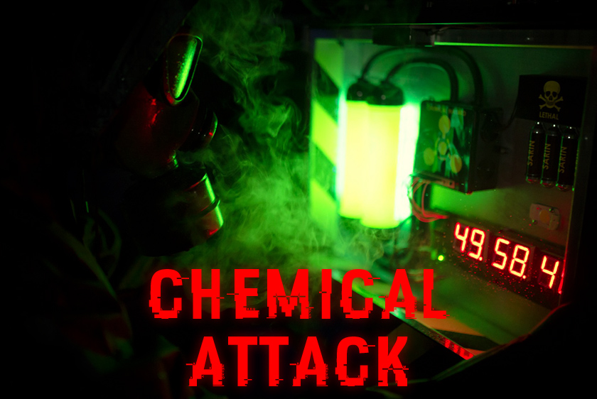 Escape room 'Chemical Attack' la XcapeRoomSibiu - agenți de spionaj investigând o bombă chimică într-o stație de metrou